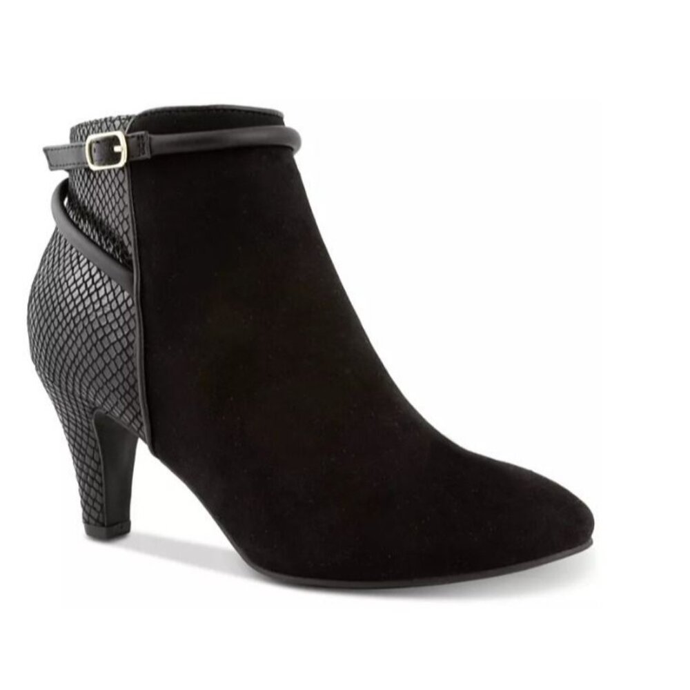 Karen Scott Womens Melinaa Faux Leather Almond Toe Ankle Booties. 6.5M